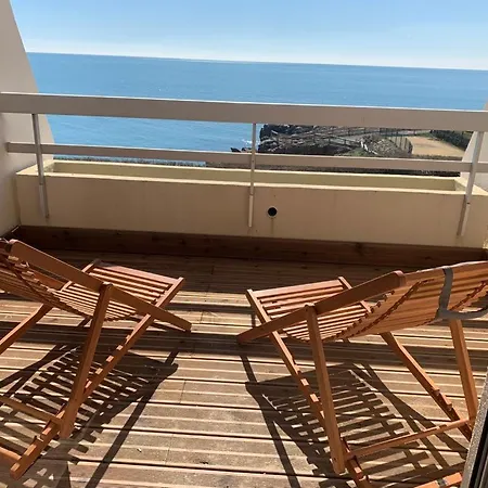 Face A La Mer... Apartment