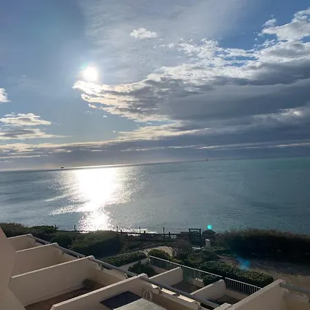Face A La Mer... Apartment Sete