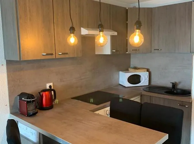 Face A La Mer... アパート